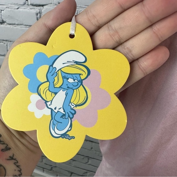 The Smurfs x Unique Vintage NEW NWT Floral Pink Graphic TShirt Top Size 2x/18 - Picture 7 of 11